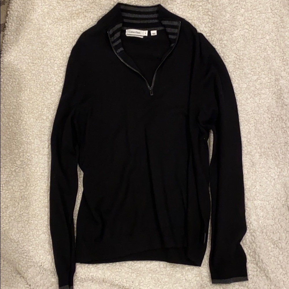 Men’s pullover sweater small zip